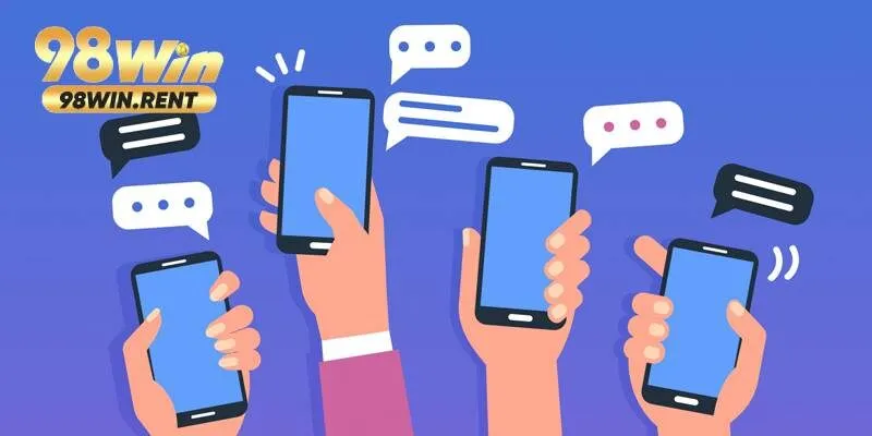 Người chơi liên hệ với đội ngũ chăm sóc khách hàng qua tin nhắn